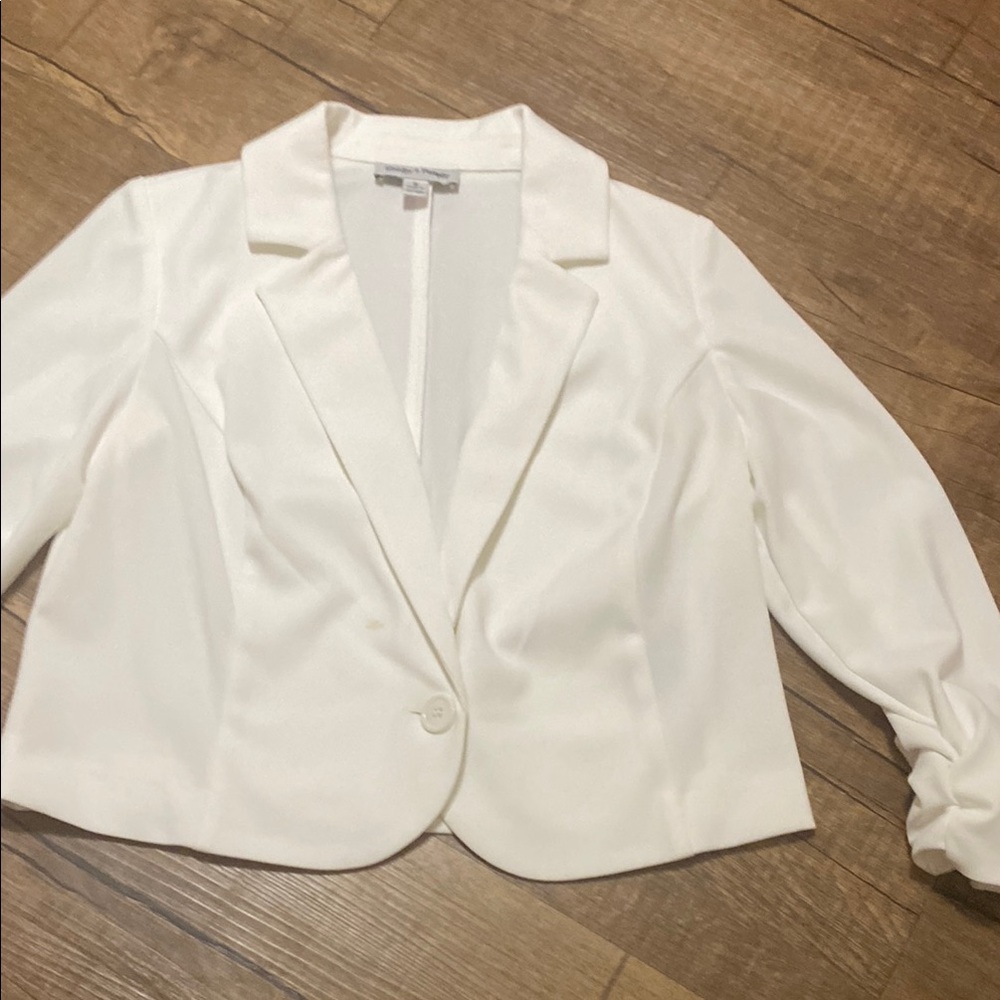 Elegant White Women's Blazer